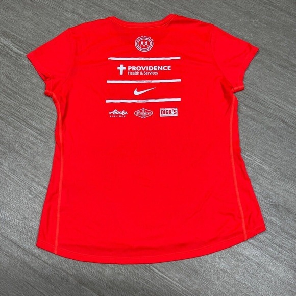 Nike Women's T-Shirt Size L Dri-Fit Portland To Coast 2018 Walk Relay Pink - Picture 2 of 6